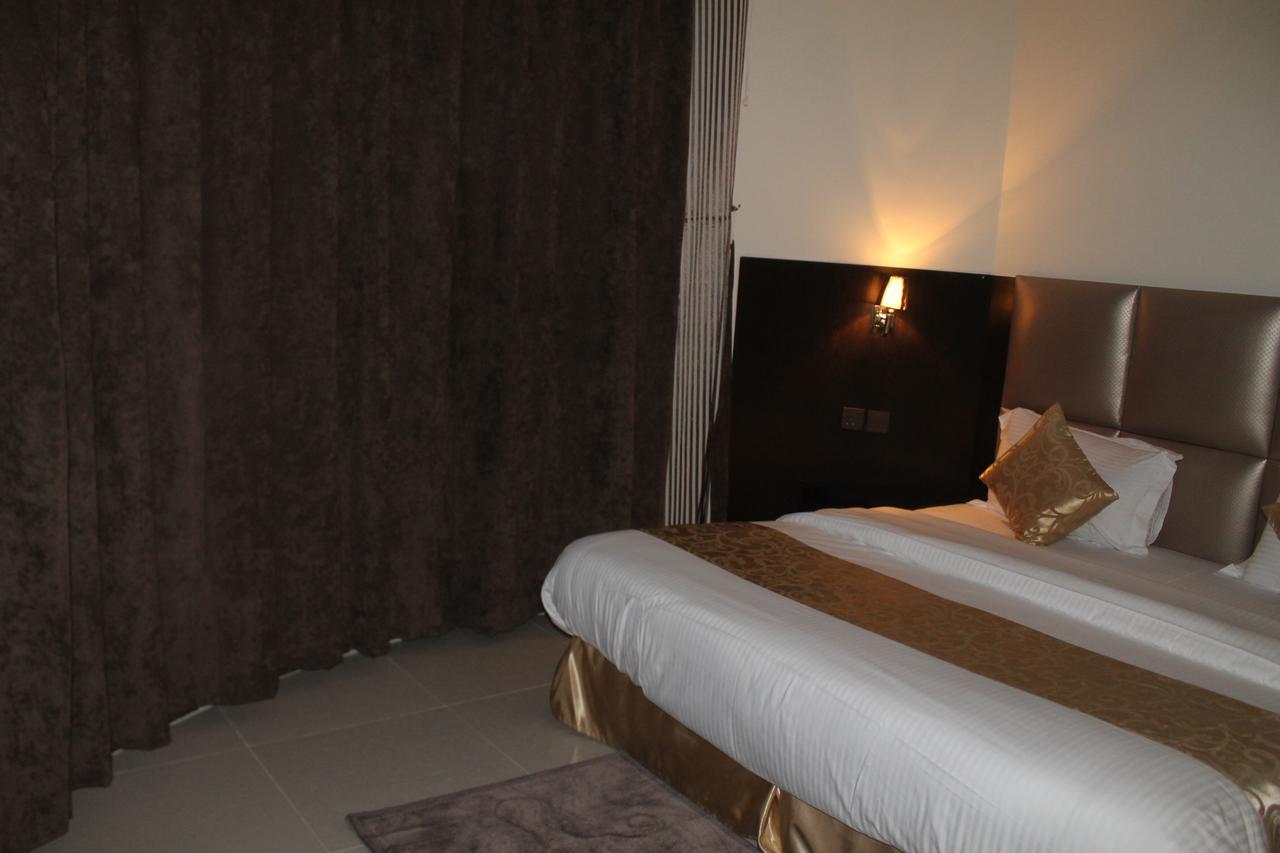 فندق دولف الرياض شارع العمرة Doolv Hotel Buitenkant foto